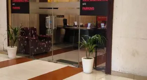 Skyry Hotels Gandhipuram - Image 5
