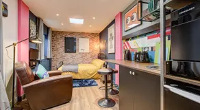 Cosy Studio flat near hospital - Pass the Keys - Image 2