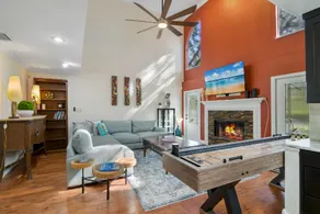 Rustic Hideaway - Great Location + Pet Friendly! - Image 4