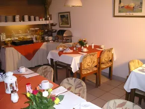 Schurwald Hotel - Image 4