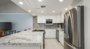 Renovated Desert Escape - Steps Away from Pool - Image 5