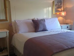 Annandale House - Image 3