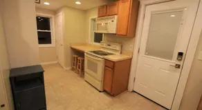 Superp South End Apartment - Image 3