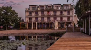 Relax place & restaurant - Image 4