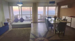 Midpoint Sea View - families only - Image 5