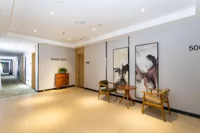 Qianyi Yicheng Hotel (Yulin Shizi Street Yuntian Palace) - Image 4