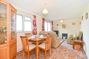 Brambles Farm Bungalow - Image 3