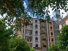 Huoyanshan Hot Spring Hotel - Image 4