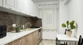 Cozy Apartments in Centre of Suceava near Kaufland and University - Image 4