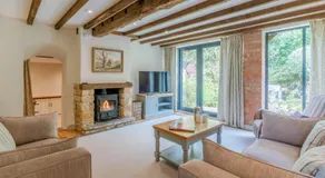 Barn End - Image 2