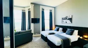 The Chesterhouse - Image 2