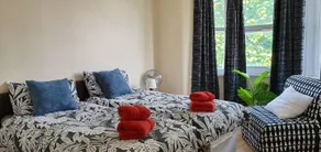 Joseph House on the Piccadilly Line - Image 5