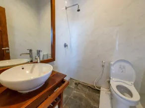 Rumah Eyang Tardjo Syariah Mitra RedDoorz - Image 3