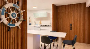 Boutique Seaview Apartment - Image 3