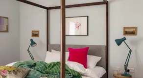 The Corner House - Image 2