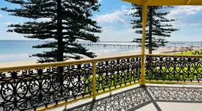 Seafield Tower Glenelg Apartment - Image 3