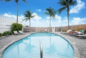 South Beach Ocean Drive Villa Pool Oceanfront - Image 2