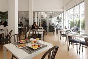 Ratchadamnoen Residence - Image 2