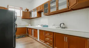 Sri Construction Circuit Bungalow - Image 5