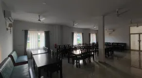 Kailasha Garden and Banquet Hotel - Image 4