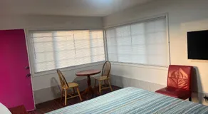 Silver Sands Motel - Image 5