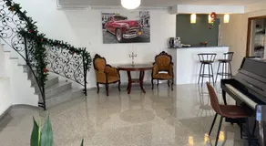 Budux Delux Vila - Image 4