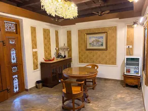 Royal Villa - Image 5