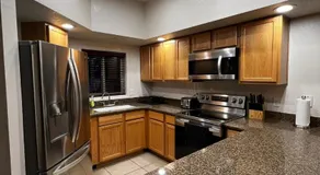 Canyon Plaza Premier Studios and Apts-South Rim - Image 4
