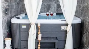 Cleopatra deluxe with jacuzzi apart in Kamilari with panoramic view - Image 2