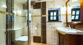 House Marica - Image 2