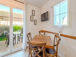 Modern holiday home in Pentrez - Image 3