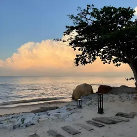 SOLESOR KAMPONG BEACH RESORT - Image 3
