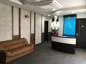 Petit Hotel Blanc Fleur - Image 5