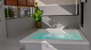 G & B Urban Spa - Image 4