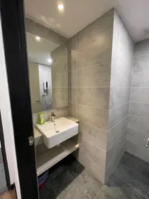 The Hive, 3 Bedroom Townhouse at Roxy Sematan - Image 3