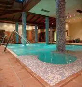 AJ HOTEL AND SPA(formerly Magic Canillo Hotel) - Image 3