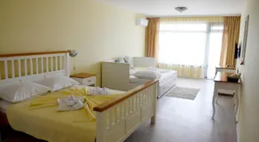 Ashram Hotel - Image 2