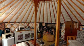 Rainbow's End Yurts - Image 4