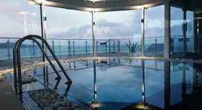 Cary Arms & Spa - Image 4