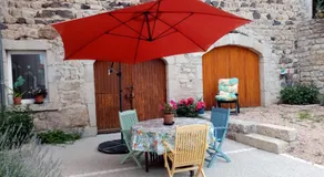 Gîte chaleureux avec cheminée près du Puy-en-Velay, idéal pour familles et séjours professionnels - Image 5