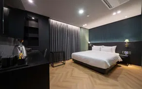 Busan Suyeong Hotel River - Image 4