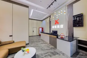 Seyora Designer Audio-Visual Boutique Hotel (Jiangmen Heshan Zhishan Town Branch) - Image 3