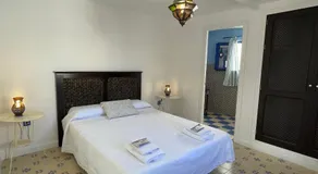 Antilla Riad - Image 2