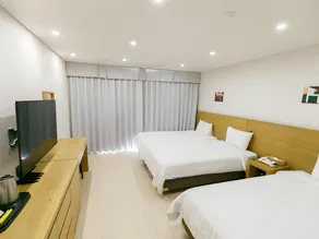 BK Hotel Jeju - Image 5