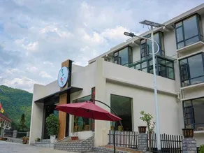 Yunqi Jingsu Hotel - Image 3