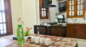 ABOORVA GRAND INN _ HOMESTAY_ ROOMS _RESORT _HOTEL IN KUMBAKONAM - Image 2