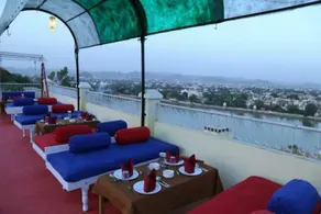 Hotel Ambavgarh Palace - Image 4