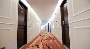 Sai Gon Ha Long Hotel - Image 4