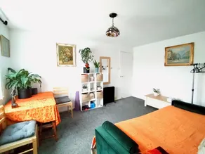 Home Away Home near Heathrow Airport - Image 2