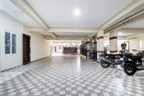 Hotel O Sri Harshitha Grand Near Zudio - Star Bazaar, Kundalhalli Gate - Image 3